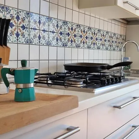 Appartement Joivy Light Flat Near Mudec Milaan